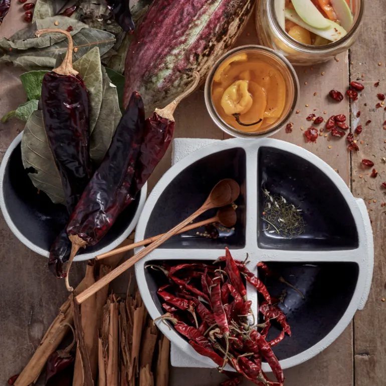 Cubisme Condiment Server