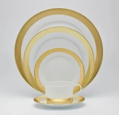 Danielle Gold Dinnerware