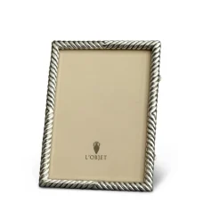 Deco Twist Platinum Frame