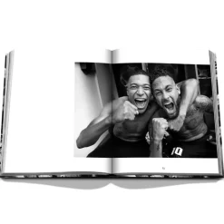 Impossible Collection Paris Saint-Germain