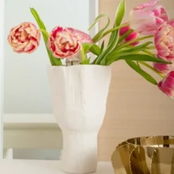 Krissa Vases