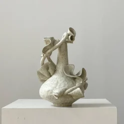 Latch Ribbon White Vessel