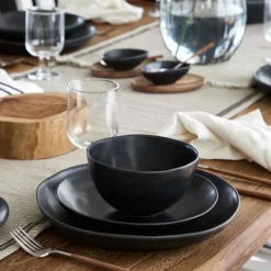 Livia Dinnerware Matte Black