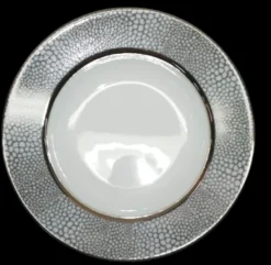 Makassar Gray & Platinum Dinnerware