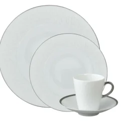 Mineral Irise Dinnerware Platinum
