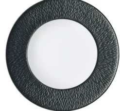 Mineral Irise Dinnerware Black