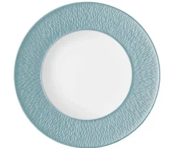 Mineral Irise Dinnerware Sky Blue