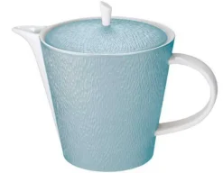 Mineral Irise Dinnerware Sky Blue