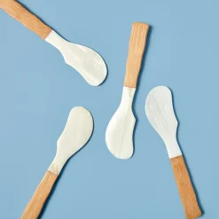 Mother of Pearl & Bamboo Spreaders - Set of 4