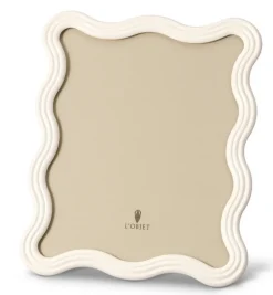 Ripple Enamel Frame White