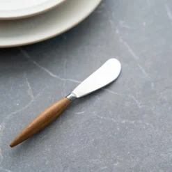 Stainless Steel Spreader with Wooden Handle