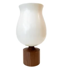 Teddy Vase White & Walnut